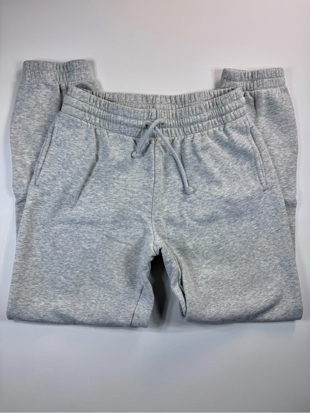 TNA by Aritzia Grey Cuffed Sweat Pants Sweats Pockets Joggers Women’s Small